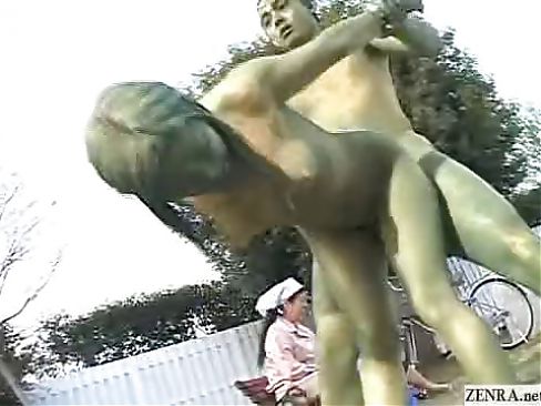 Green Japanese garden statues fuck in public