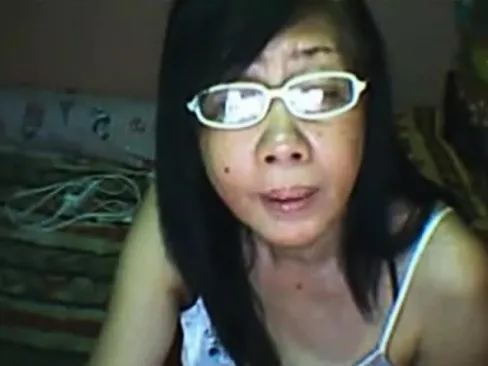 Mature Filipina granny